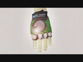 Carica e riproduci il video nel visualizzatore della galleria, Green Comfortable and Stylish Bicycle Gloves for Kids with Reflective Eye Design, Offering Safety and Fun on Every Ride