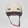 Carica e riproduci il video nel visualizzatore della galleria, Sand Skater-Style Bicycle Helmet with Reflective Safety Buckle and Straps, Ideal for Men, Women, Teenagers, and Adults – Crazy Safety